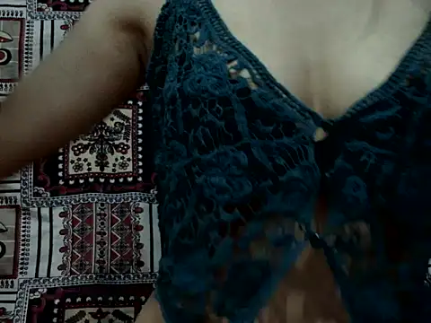 Snapshot of mystroux chatting on October 16, 2025, 8:22 am mystroux online show from October 16, 2025, 8:22 am