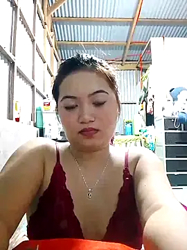 Snapshot of XxxHotCouples4u chatting on November 12, 2025, 3:27 pm XxxHotCouples4u online show from November 12, 2025, 3:27 pm