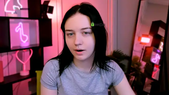 Snapshot of miki_ti chatting on November 27, 2025, 10:37 am miki ti online show from November 27, 2025, 10:37 am