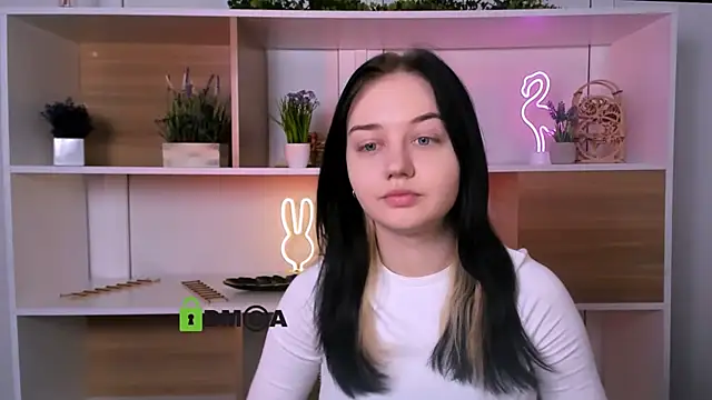 Snapshot of miki_ti chatting on November 5, 2025, 6:05 am miki ti online show from November 5, 2025, 6:05 am