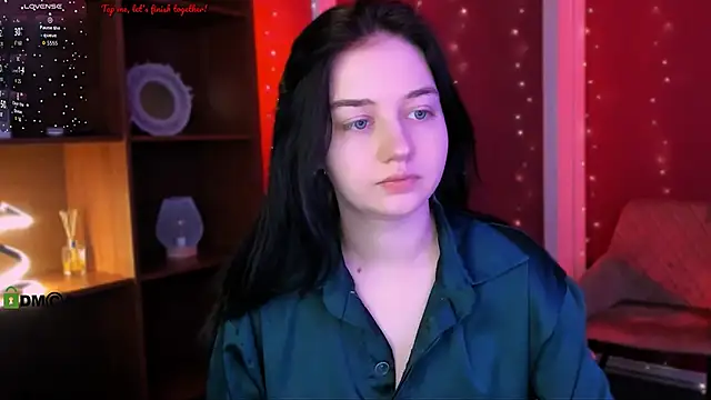 Snapshot of miki_ti chatting on December 1, 2025, 6:03 am miki ti online show from December 1, 2025, 6:03 am