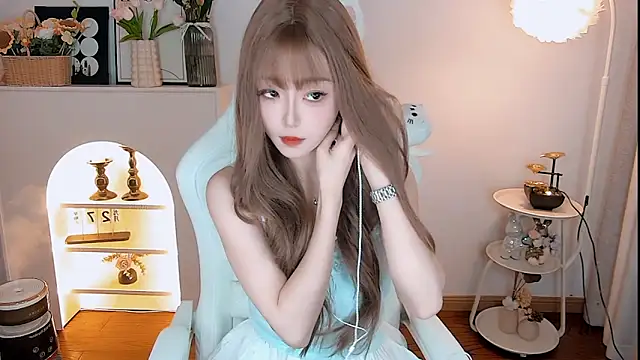 kakakuqi online show from October 31, 2025, 8:22 am