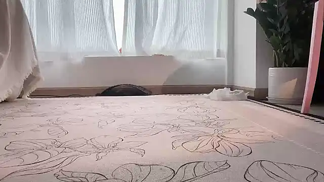 lsevenlll online show from December 3, 2025, 1:50 am