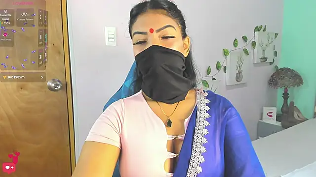 Snapshot of Iniya_Parul chatting on June 13, 2026, 2:04 pm Iniya Parul online show from June 13, 2026, 2:04 pm