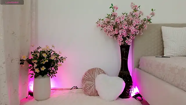 Merry  Star online show from October 18, 2025, 5:15 pm