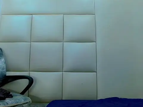 Snapshot of WinnyBarness chatting on October 26, 2025, 2:17 pm WinnyBarness online show from October 26, 2025, 2:17 pm