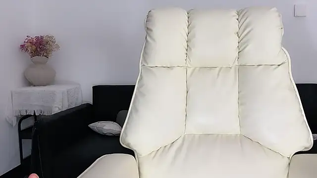 Snapshot of littlesluttycat chatting on October 27, 2025, 7:26 pm littlesluttycat online show from October 27, 2025, 7:26 pm