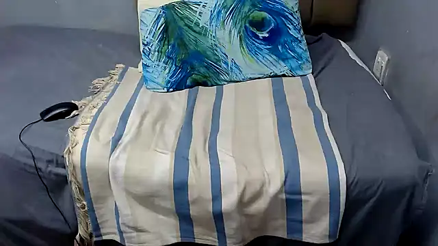 Snapshot of SweetDivaXX chatting on November 30, 2025, 9:54 am SweetDivaXX online show from November 30, 2025, 9:54 am