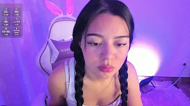 Snapshot of Midori_rosse chatting on October 19, 2025, 12:24 am Midori rosse online show from October 19, 2025, 12:24 am