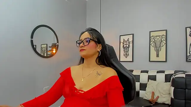 Snapshot of AlexandraMilff chatting on November 29, 2025, 11:49 pm AlexandraMilff online show from November 29, 2025, 11:49 pm