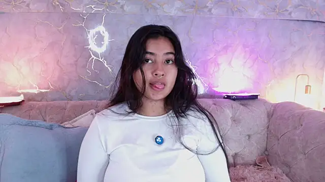 lilithst  online show from January 5, 2026, 8:34 pm