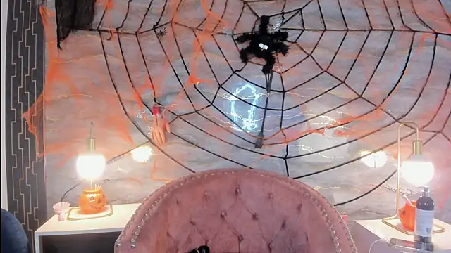 lilithst  online show from October 20, 2025, 8:53 pm