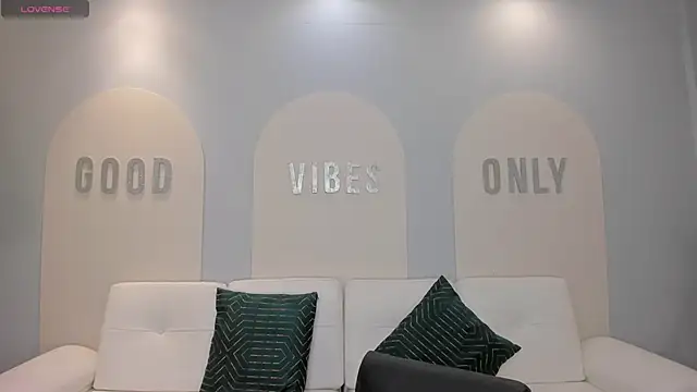 ScarlettBlaze  online show from March 28, 2026, 12:06 pm