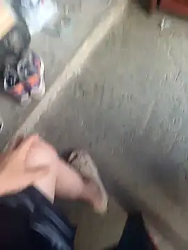 Snapshot of Tred322david chatting on December 1, 2025, 2:51 pm Tred322david online show from December 1, 2025, 2:51 pm