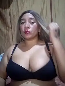 Snapshot of FAT_DIRTY_EXTREMELY chatting on October 17, 2025, 2:15 am FAT DIRTY EXTREMELY online show from October 17, 2025, 2:15 am