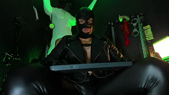 Master Connor BDSM online show from April 22, 2026, 10:16 pm