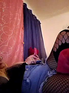 Lvna6969 online show from November 27, 2025, 6:30 pm