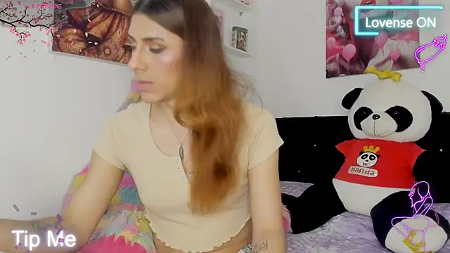 Ariadnne16 online show from April 28, 2026, 11:53 pm