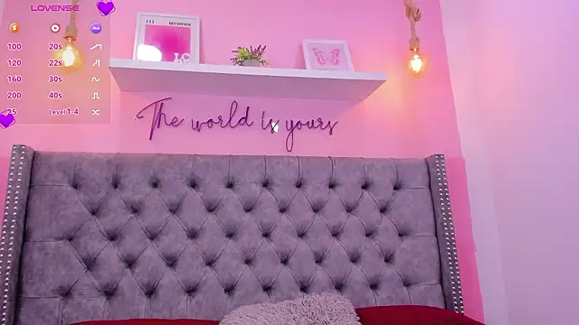 Snapshot of Sophiia_77 chatting on March 2, 2026, 8:27 pm Sophiia 77 online show from March 2, 2026, 8:27 pm