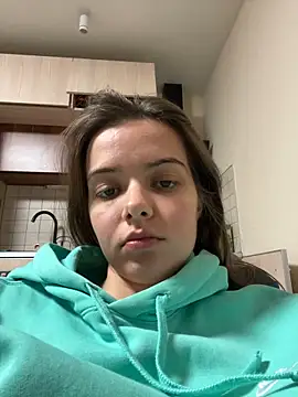 Snapshot of AForgottenElf chatting on October 29, 2025, 3:22 pm AForgottenElf online show from October 29, 2025, 3:22 pm