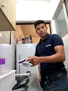 Carlosvelaz561162 online show from April 14, 2026, 6:29 am