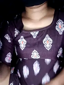 Snapshot of shanthibujji chatting on October 23, 2025, 11:53 am shanthibujji online show from October 23, 2025, 11:53 am