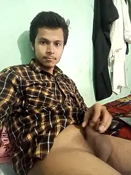 maxmishra18 online show from October 24, 2025, 3:49 am