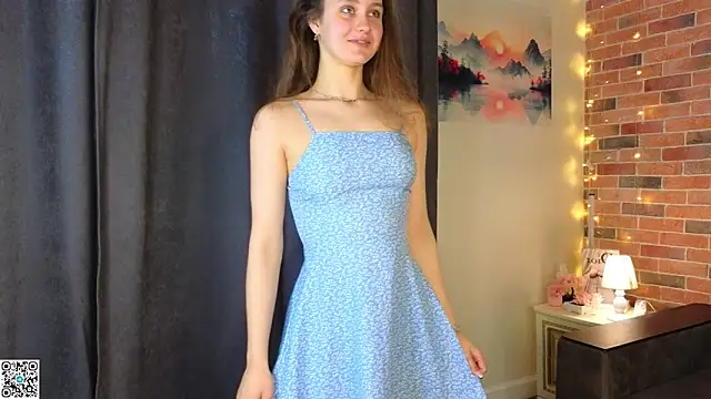 Snapshot of FoxFever chatting on February 20, 2026, 6:26 am FoxFever online show from February 20, 2026, 6:26 am