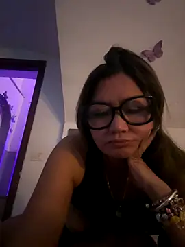 gabriellacali online show from October 28, 2025, 7:35 pm