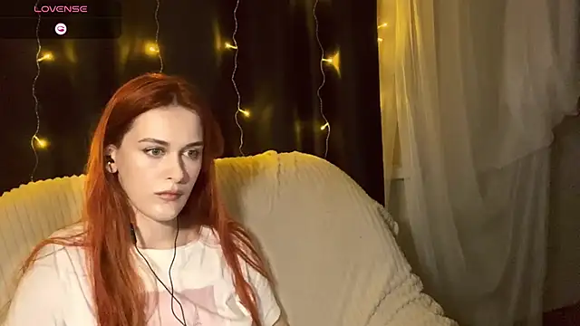 Veksal1a online show from December 14, 2025, 4:29 am