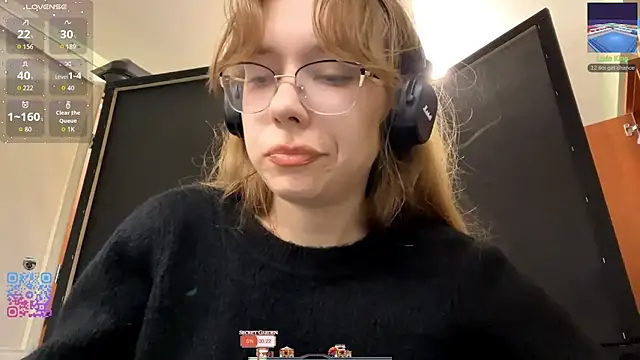 JuneCooper online show from October 18, 2025, 1:57 pm