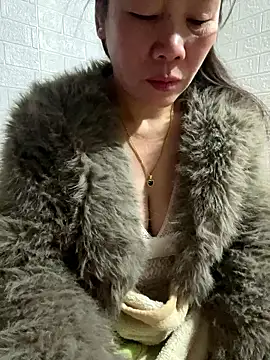 Snapshot of tabby-cat11 chatting on January 5, 2026, 6:44 pm tabby-cat11 online show from January 5, 2026, 6:44 pm