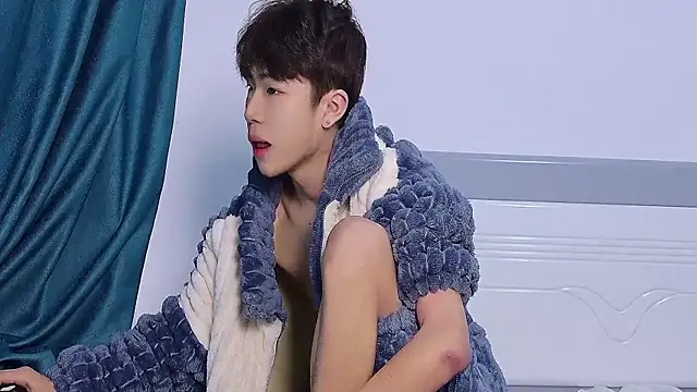 Stuffy-111 online show from October 31, 2025, 9:00 pm