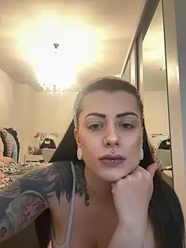 Barbie 1312 online show from November 1, 2025, 12:21 pm