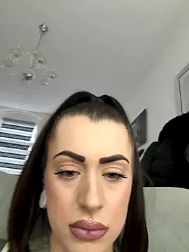 Barbie 1312 online show from October 21, 2025, 1:54 pm