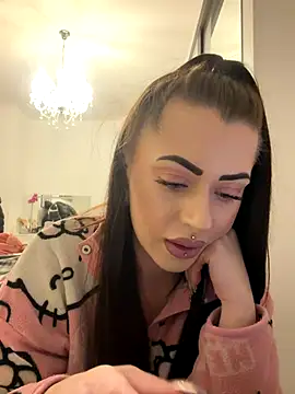 Barbie 1312 online show from November 29, 2025, 3:45 pm