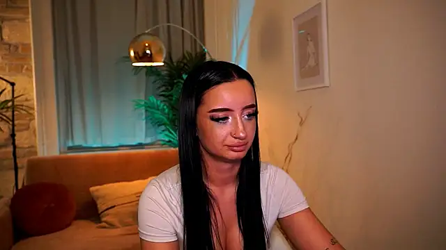  blackpearlll online show from March 7, 2026, 7:19 pm