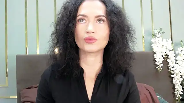 Snapshot of JaneWalch chatting on November 14, 2025, 10:52 am JaneWalch online show from November 14, 2025, 10:52 am