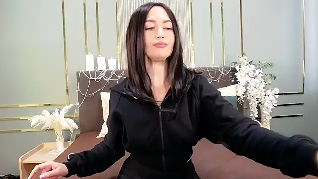 Snapshot of JaneWalch chatting on December 16, 2025, 11:03 am JaneWalch online show from December 16, 2025, 11:03 am