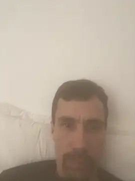 Snapshot of leozin01 chatting on October 16, 2025, 5:43 pm leozin01 online show from October 16, 2025, 5:43 pm