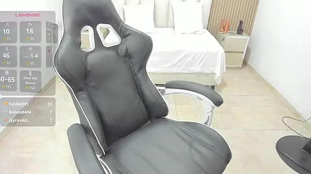 Snapshot of Aziz_daud chatting on February 14, 2026, 10:32 pm Aziz daud online show from February 14, 2026, 10:32 pm