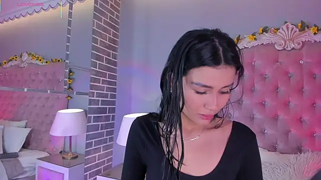 TanyaBello online show from March 28, 2026, 12:22 am