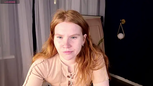 Snapshot of past_deadlinee chatting on November 17, 2025, 5:33 am past deadlinee online show from November 17, 2025, 5:33 am