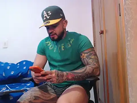 stefanodangelo online show from October 22, 2025, 11:36 pm