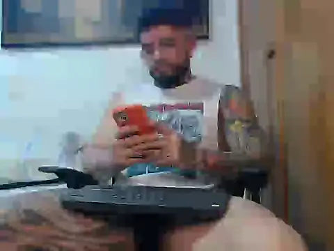 stefanodangelo online show from November 17, 2025, 3:32 am