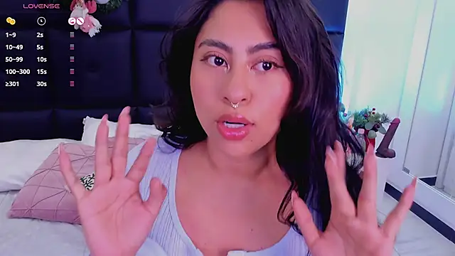 TamaraLeen online show from December 18, 2025, 10:13 pm