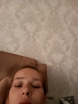 Coare Cindy online show from November 13, 2025, 7:34 am