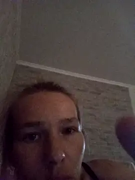 Snapshot of Coare_Cindy chatting on June 15, 2026, 11:43 am Coare Cindy online show from June 15, 2026, 11:43 am