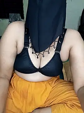 Snapshot of Disha_Nur chatting on November 1, 2025, 11:59 am Disha Nur online show from November 1, 2025, 11:59 am