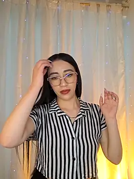 GabbieHill online show from October 29, 2025, 7:13 pm